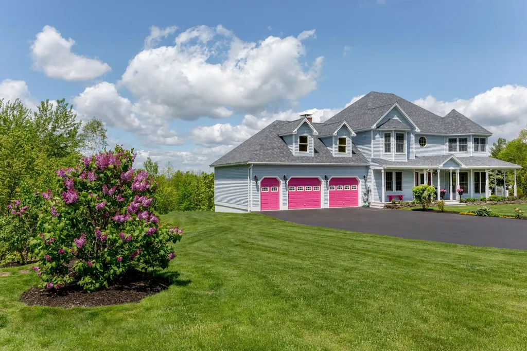 153 Fortin Drive Minot ME 04258