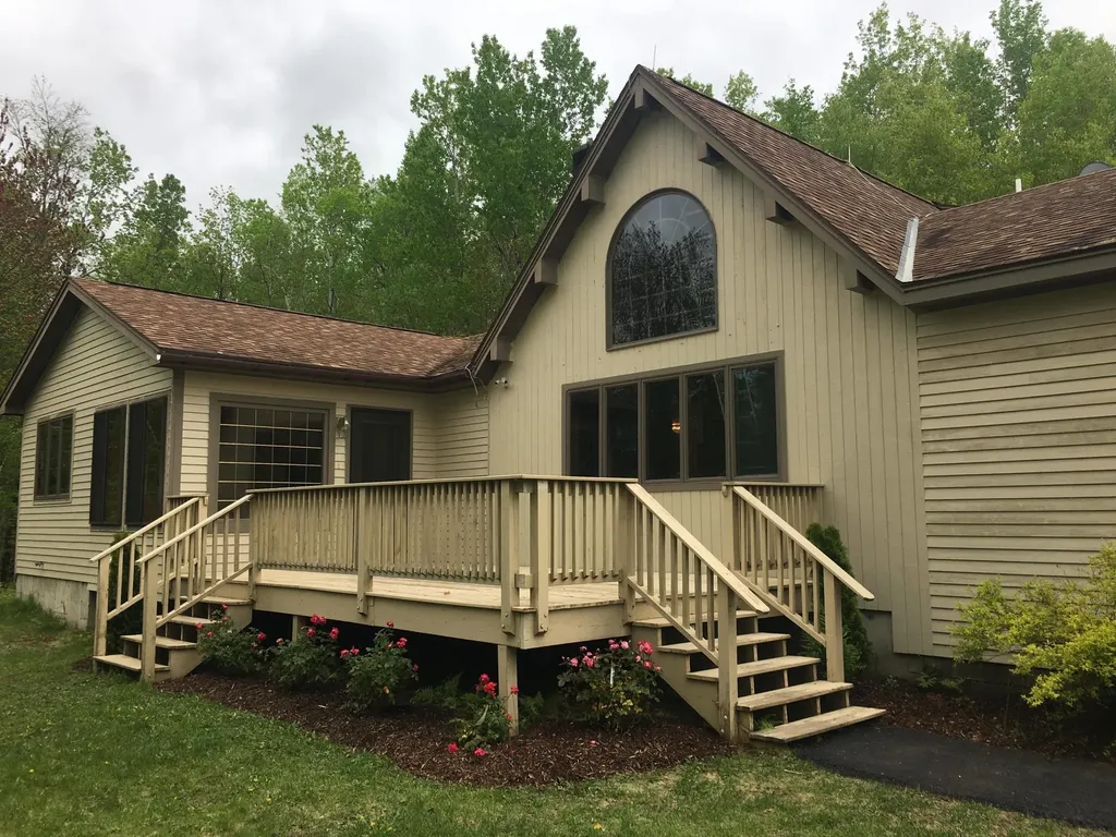 906 Clarry Hill Road Union ME 04862