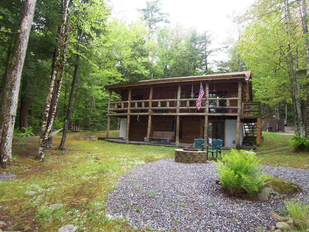 157 Loon Point Lane Poland ME 04274