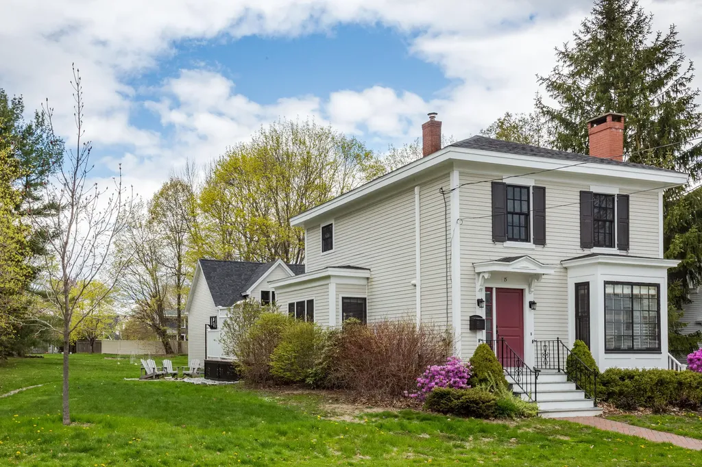 15 Pearl Street Camden ME 04843