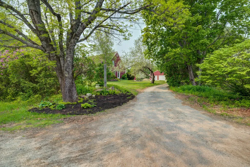 22 Town Farm Road Windham ME 04062