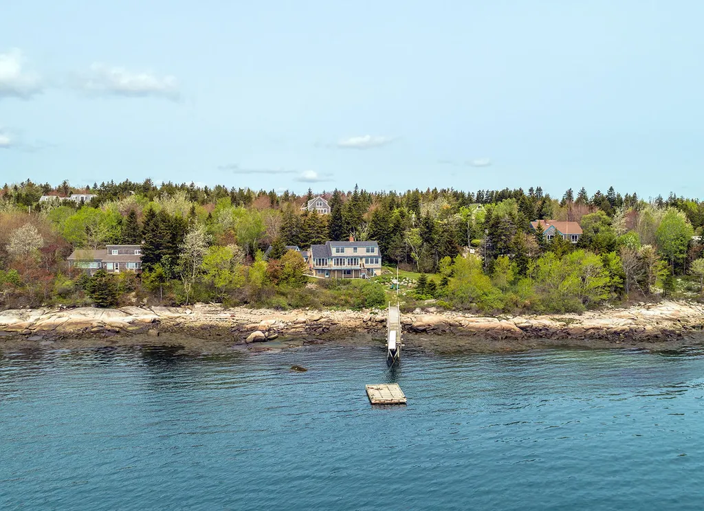 401 Island Avenue Saint George ME 04860