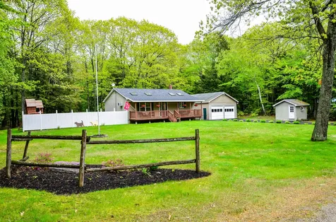 16 Bean Road Windsor ME 04363