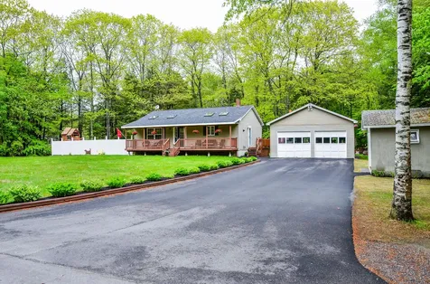16 Bean Road Windsor ME 04363