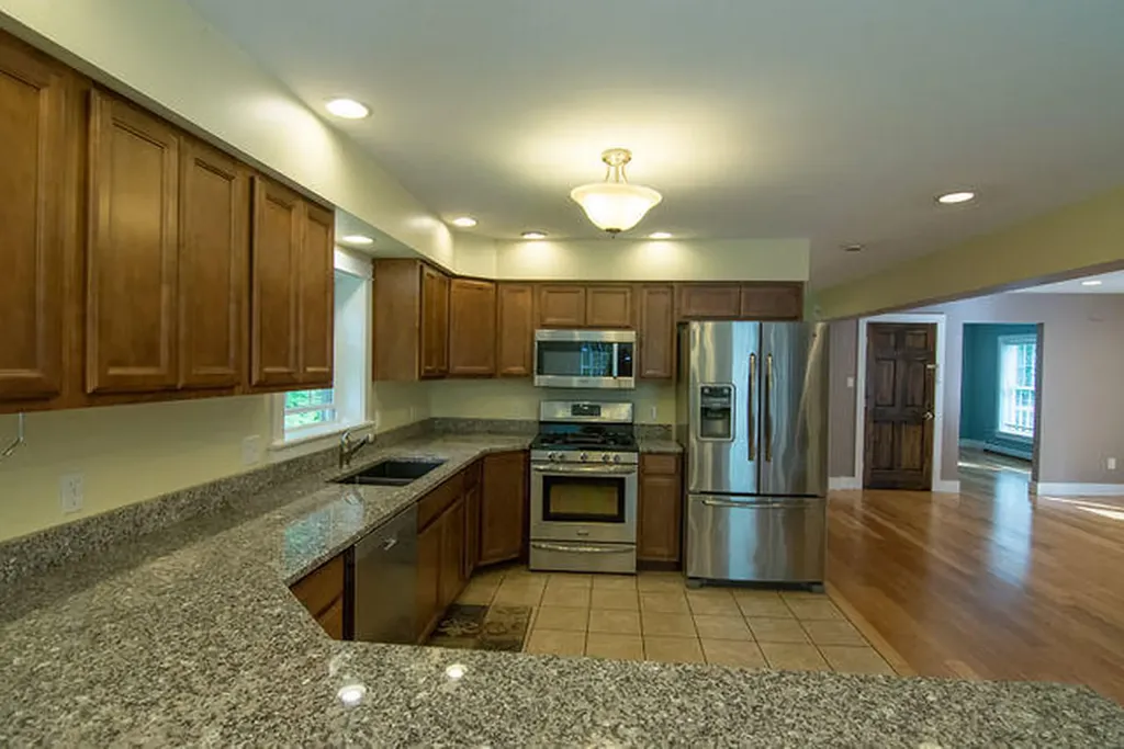 86 Settlers Drive Hancock ME 04640