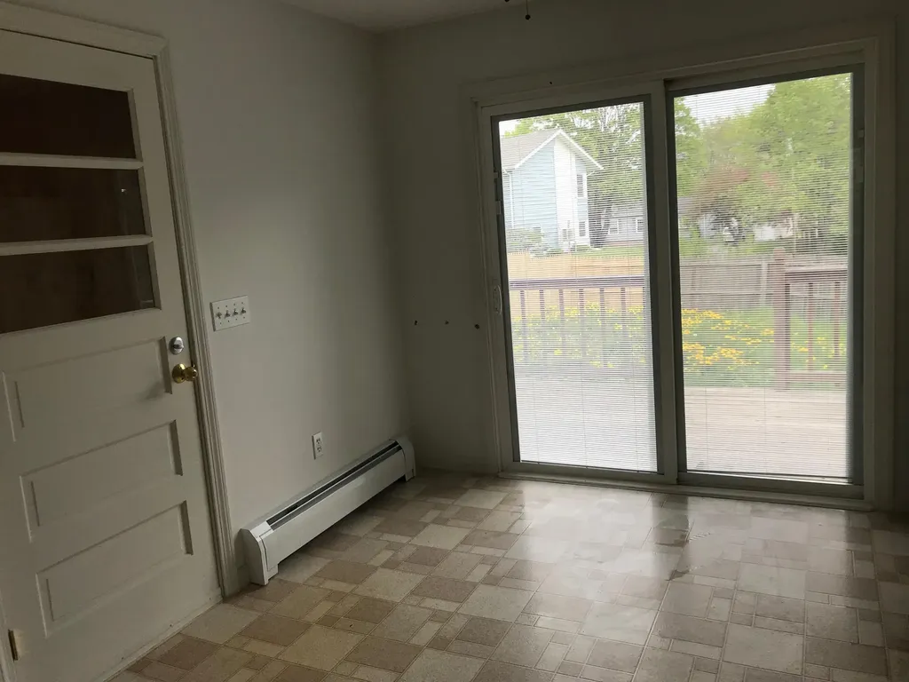 406 Pearl Street Bangor ME 04401