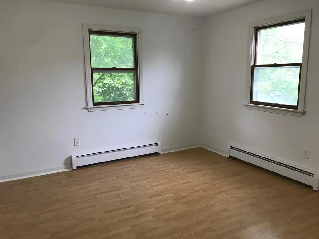 406 Pearl Street Bangor ME 04401
