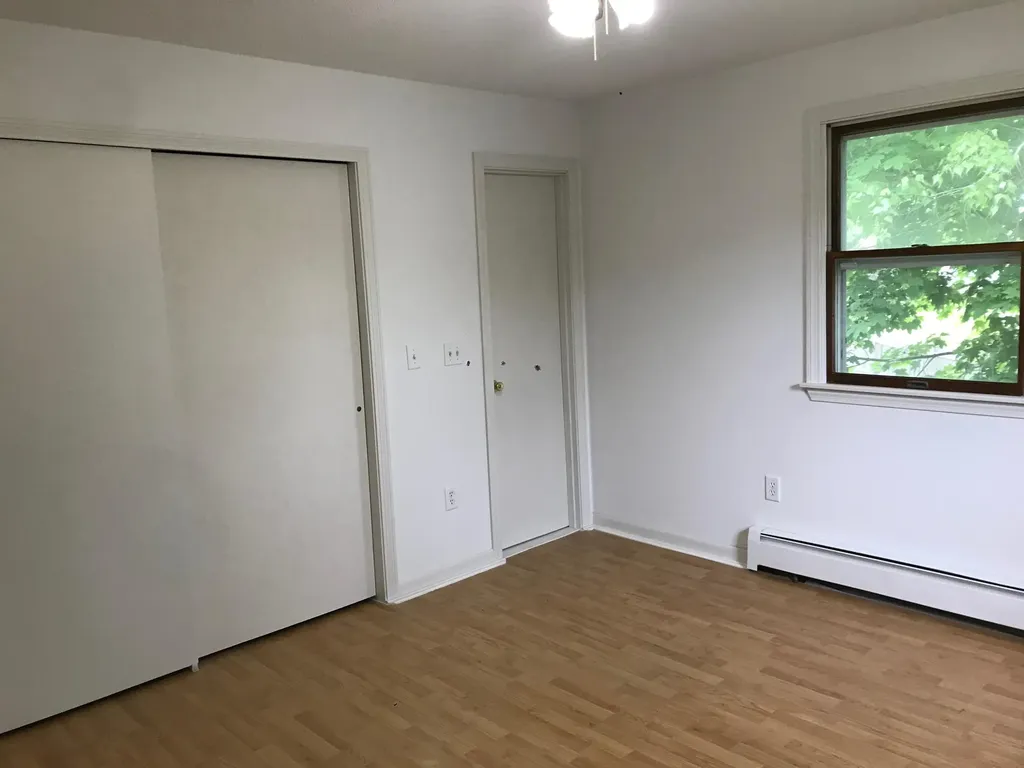 406 Pearl Street Bangor ME 04401