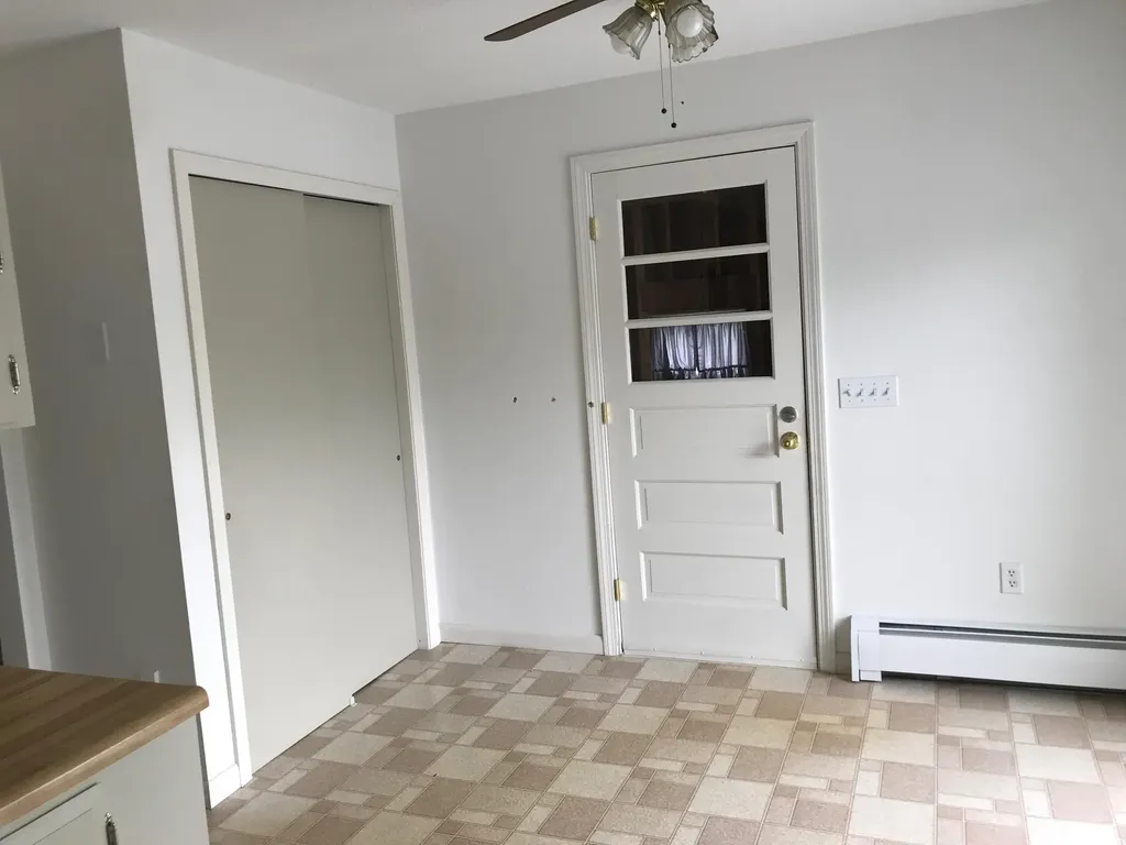 406 Pearl Street Bangor ME 04401