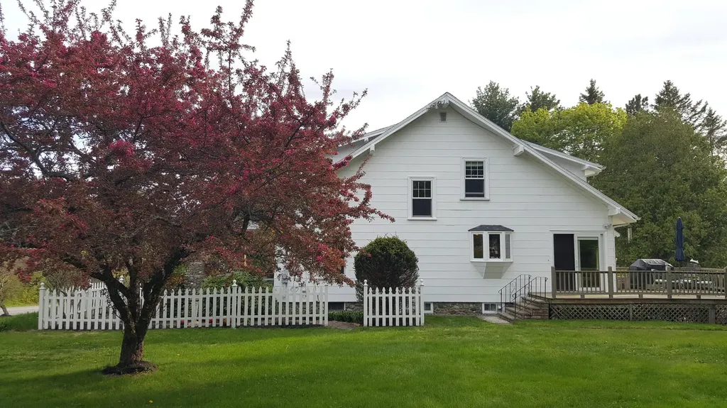 409 Main Street Orono ME 04473