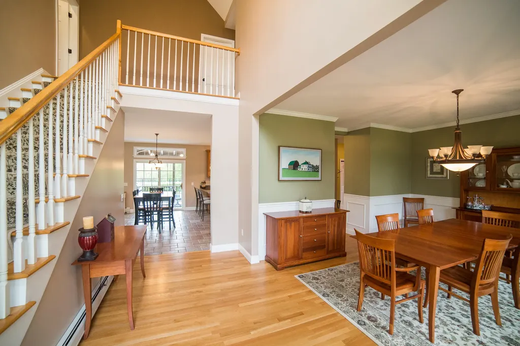 19 Chestnut Trail Bangor ME 04401
