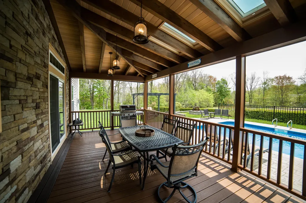 19 Chestnut Trail Bangor ME 04401