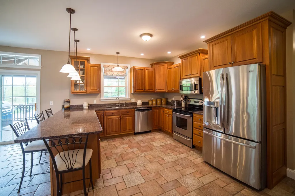 19 Chestnut Trail Bangor ME 04401