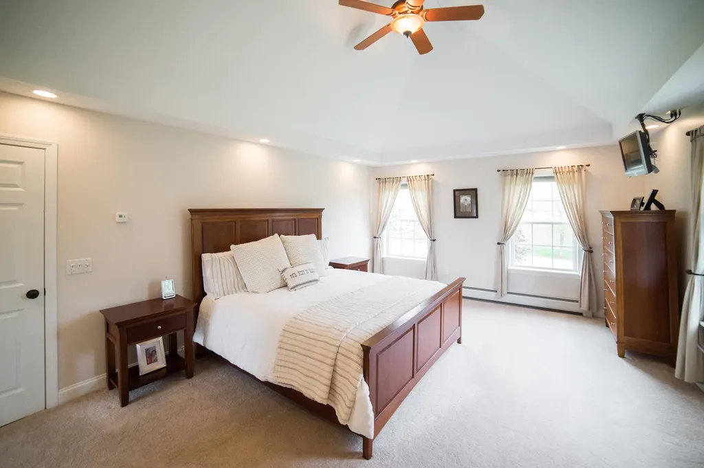 19 Chestnut Trail Bangor ME 04401