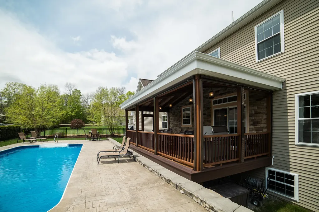 19 Chestnut Trail Bangor ME 04401