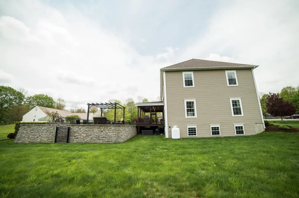 19 Chestnut Trail Bangor ME 04401