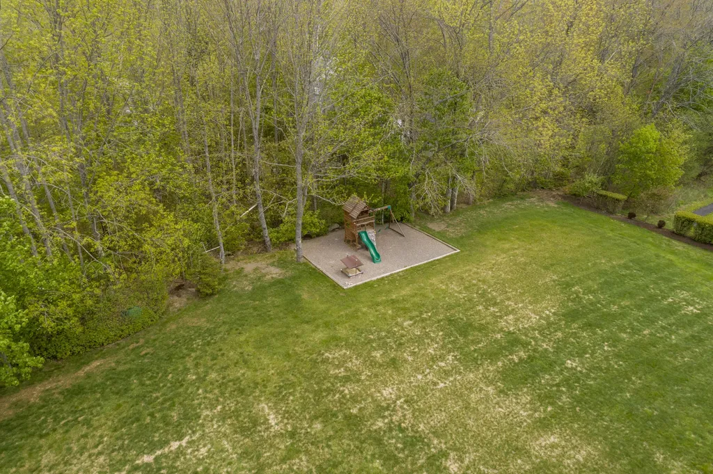 19 Chestnut Trail Bangor ME 04401