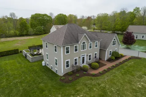 19 Chestnut Trail Bangor ME 04401