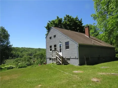 424 Molyneaux Road Camden ME 04843