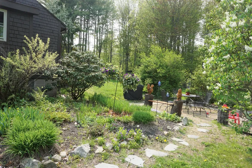 1 County Road Lisbon ME 04250