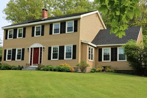 433 Meadow Road Topsham ME 04086