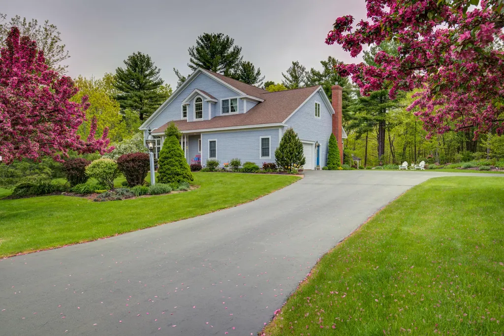 29 Graystone Lane Portland ME 04103