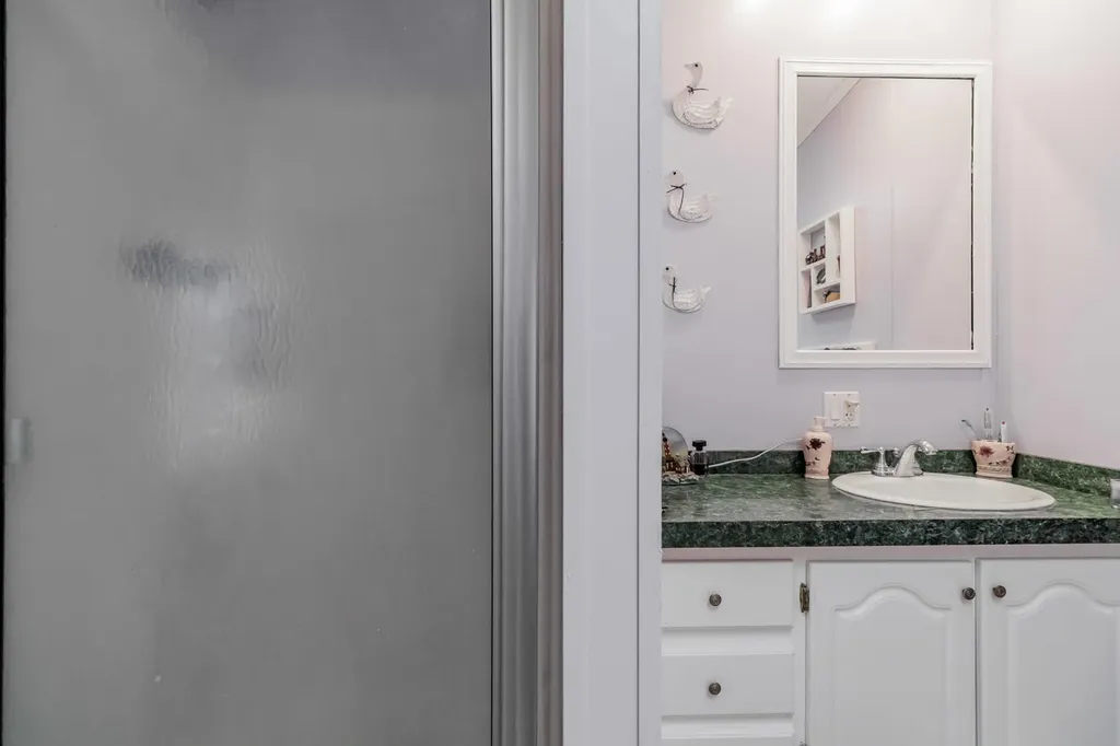 662 Greenwood Avenue Warren ME 04864