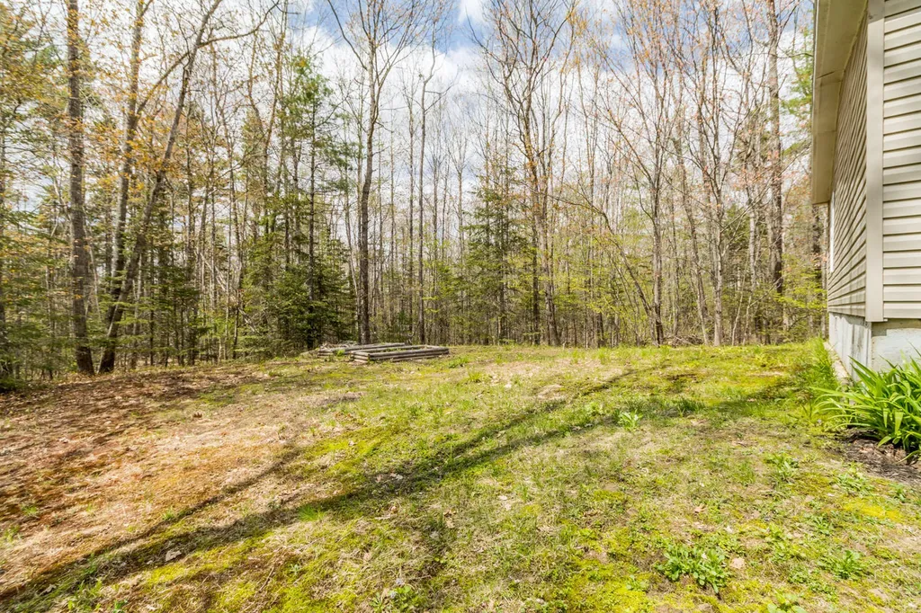 662 Greenwood Avenue Warren ME 04864