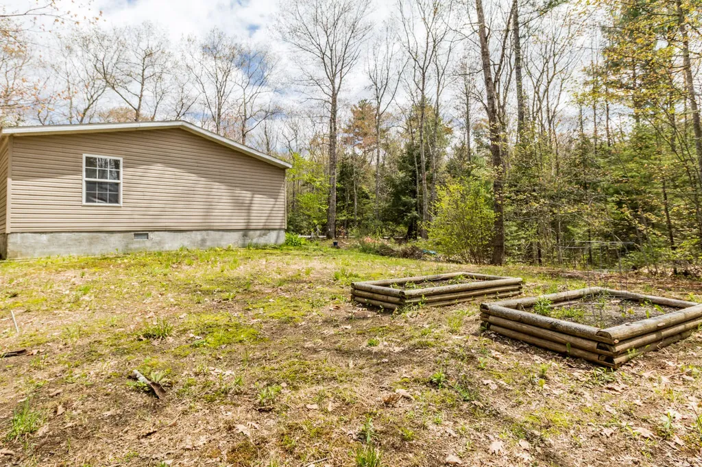 662 Greenwood Avenue Warren ME 04864