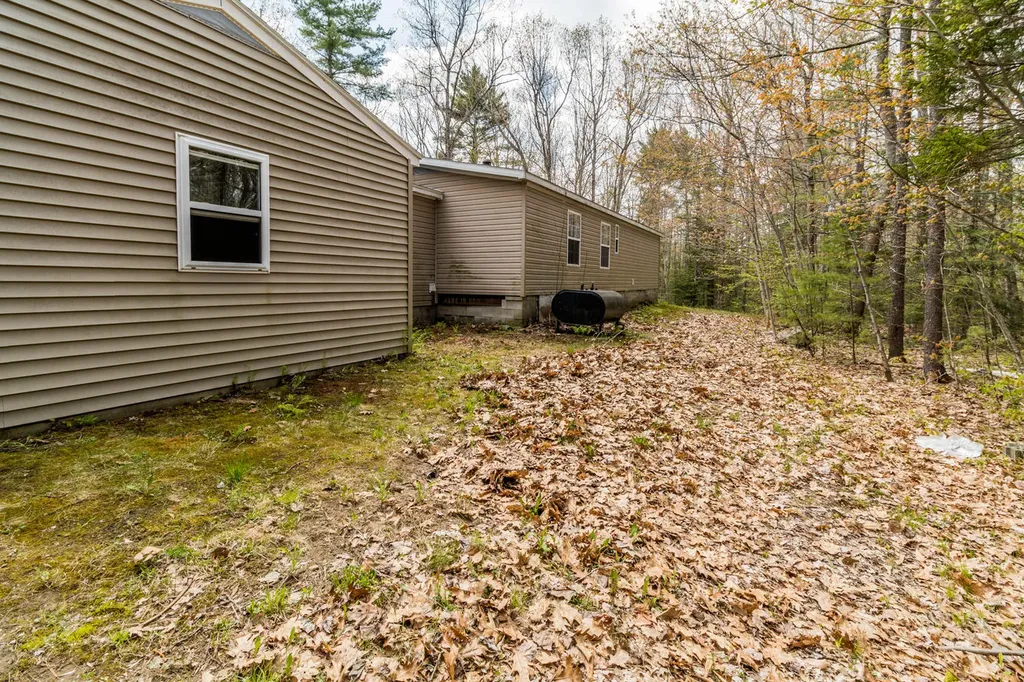 662 Greenwood Avenue Warren ME 04864