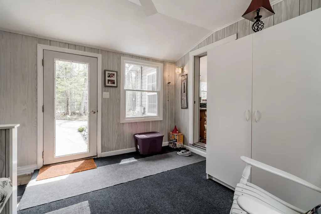 662 Greenwood Avenue Warren ME 04864