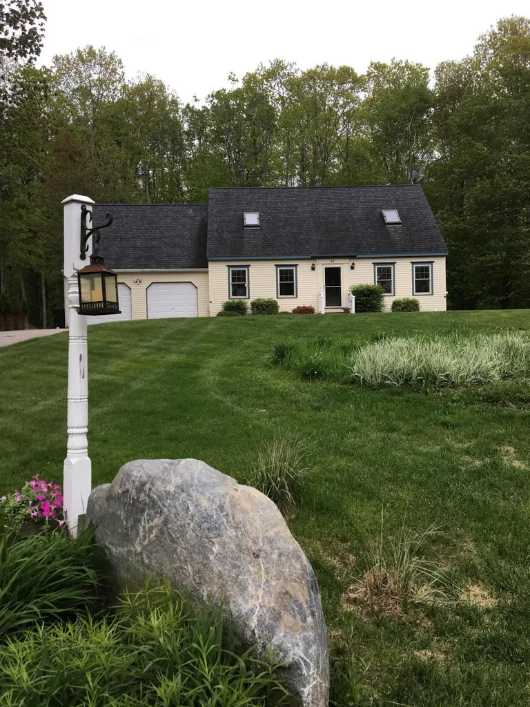 42 Donica Road York ME 03909
