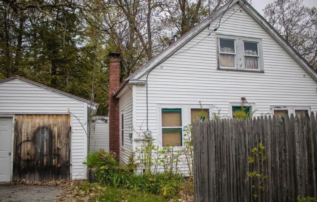 339 State Route 121 Otisfield ME 04270