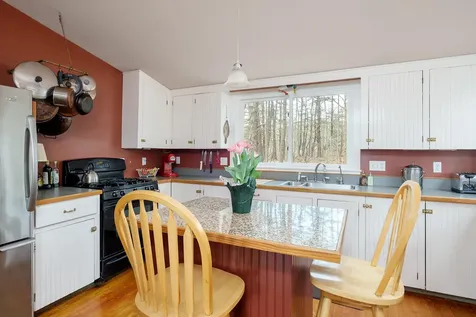43 Seapoint Road Kittery ME 03905