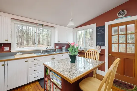 43 Seapoint Road Kittery ME 03905