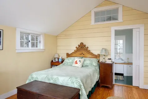 43 Seapoint Road Kittery ME 03905