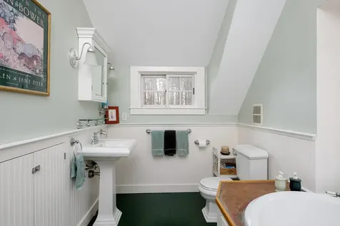 43 Seapoint Road Kittery ME 03905