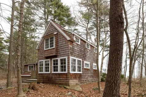 43 Seapoint Road Kittery ME 03905