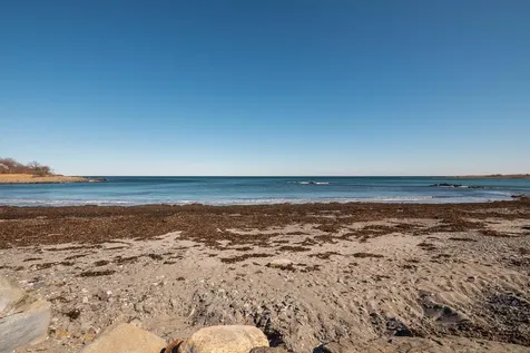 43 Seapoint Road Kittery ME 03905