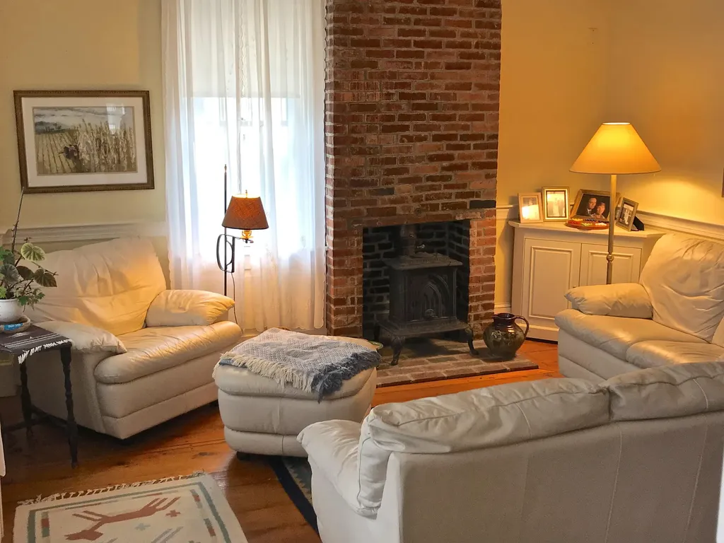 199 Main Street Belfast ME 04915