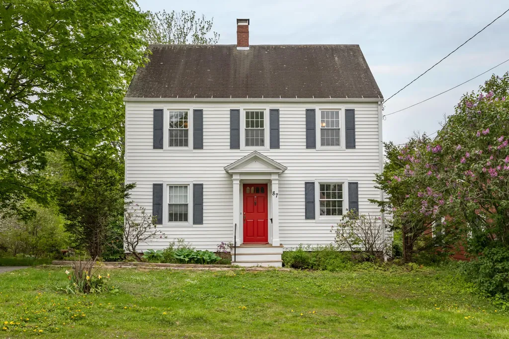87 Pettingill Street Lewiston ME 04240