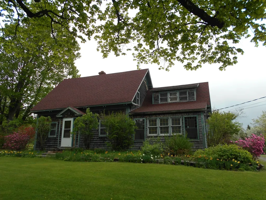 1189 Moosehead Trail Dixmont ME 04932