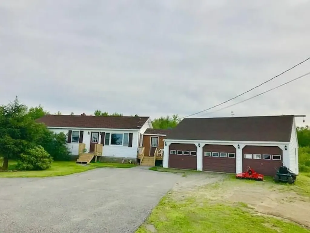 192 Benton Road Albion ME 04910