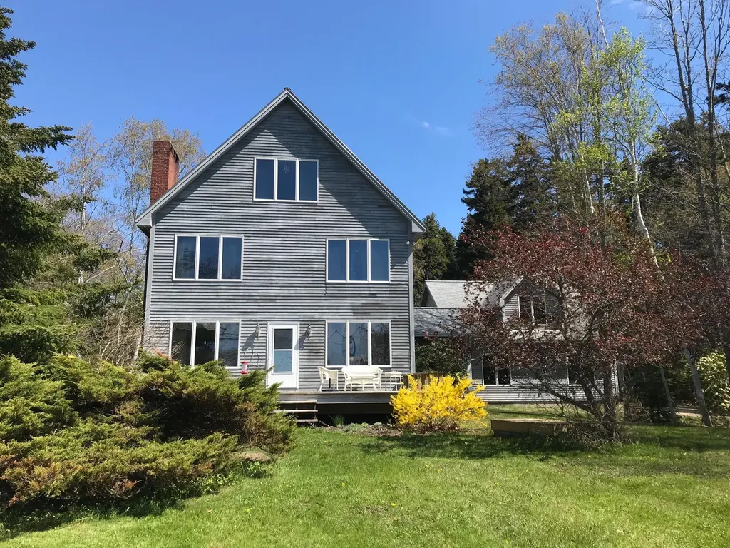 45 Field Road Harpswell ME 04079