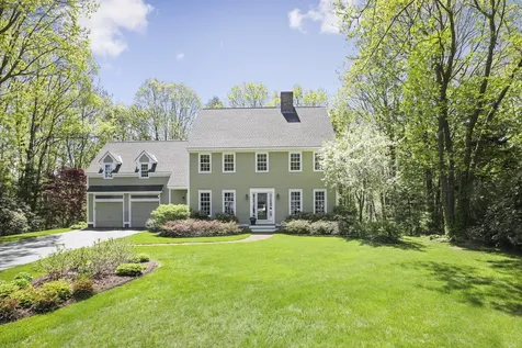 10 Lockwood Drive Kennebunk ME 04043