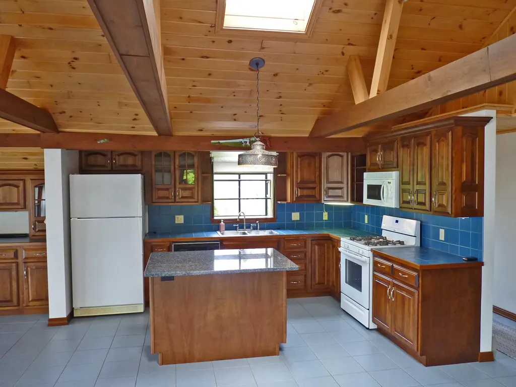 27 Oakwood Lane Ellsworth ME 04605
