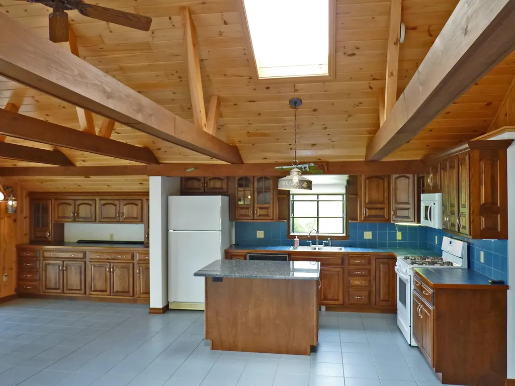 27 Oakwood Lane Ellsworth ME 04605
