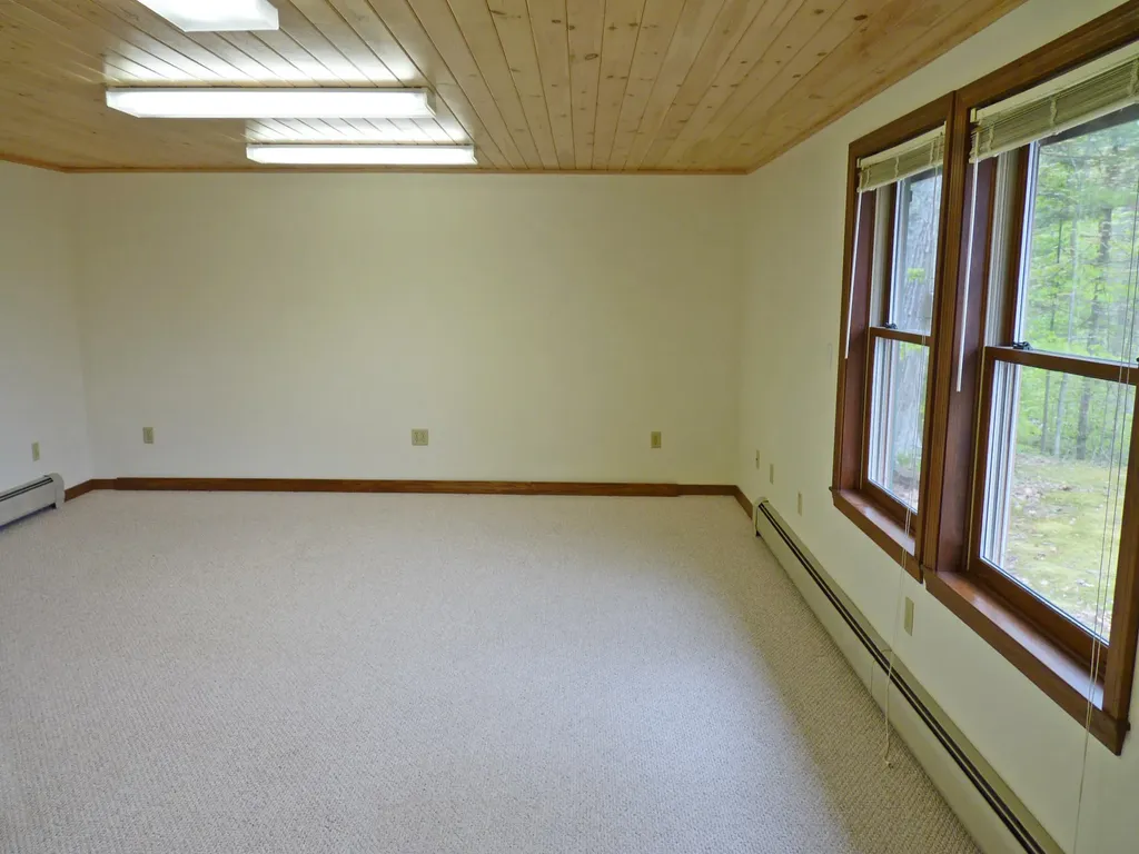 27 Oakwood Lane Ellsworth ME 04605