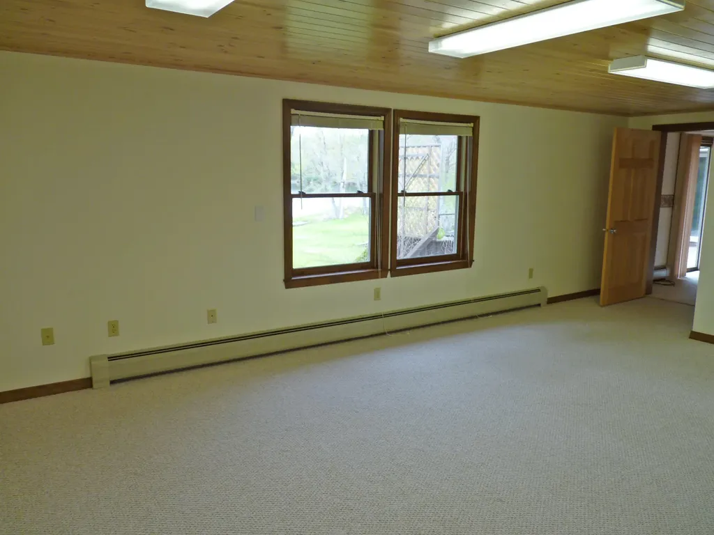 27 Oakwood Lane Ellsworth ME 04605