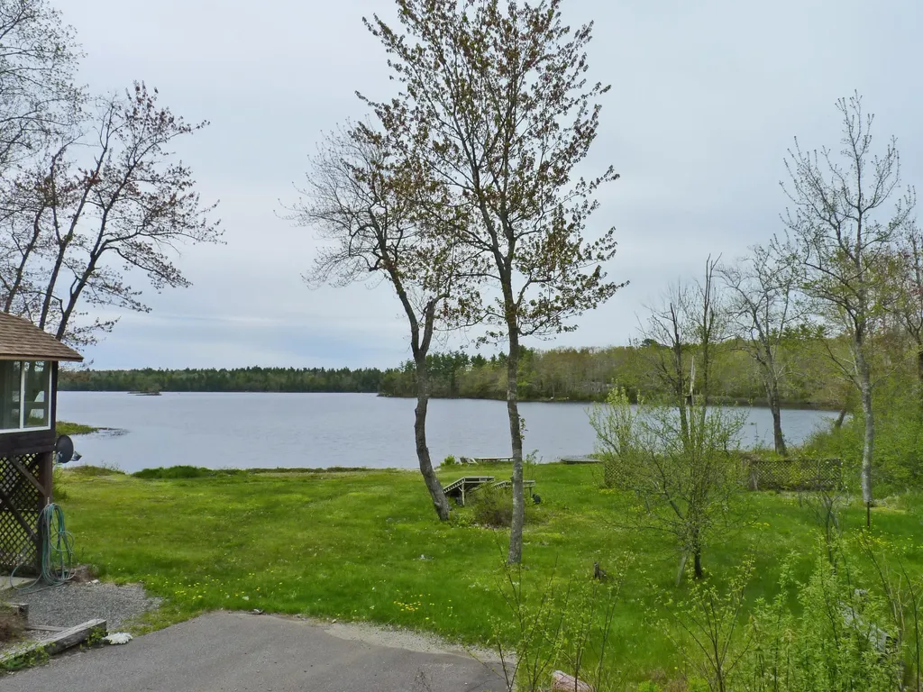 27 Oakwood Lane Ellsworth ME 04605